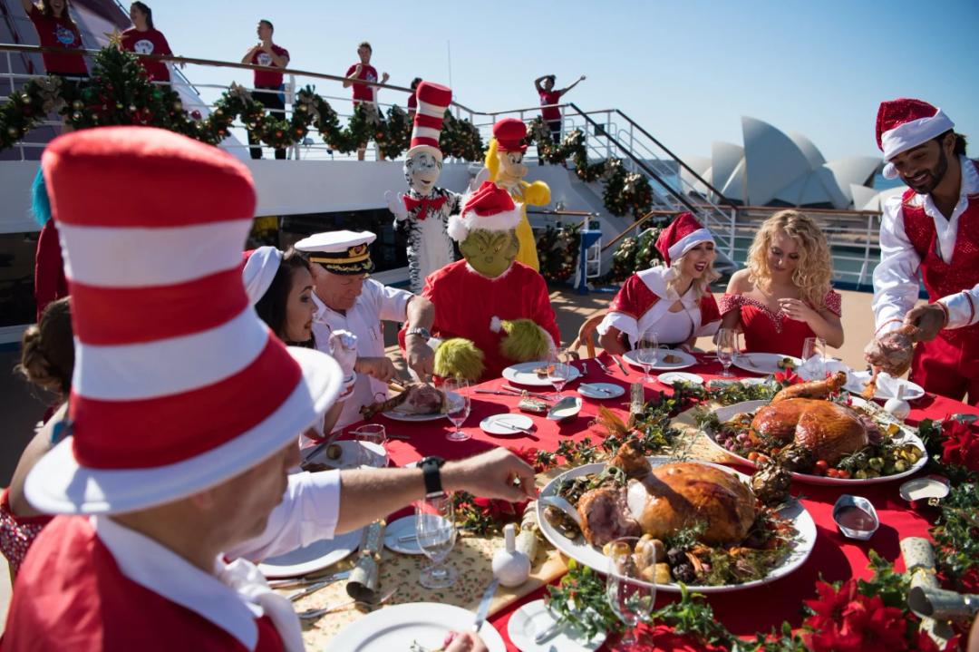 https://media.leisurecom.com/cruise/image-2025-12-18-08-49-21.webp